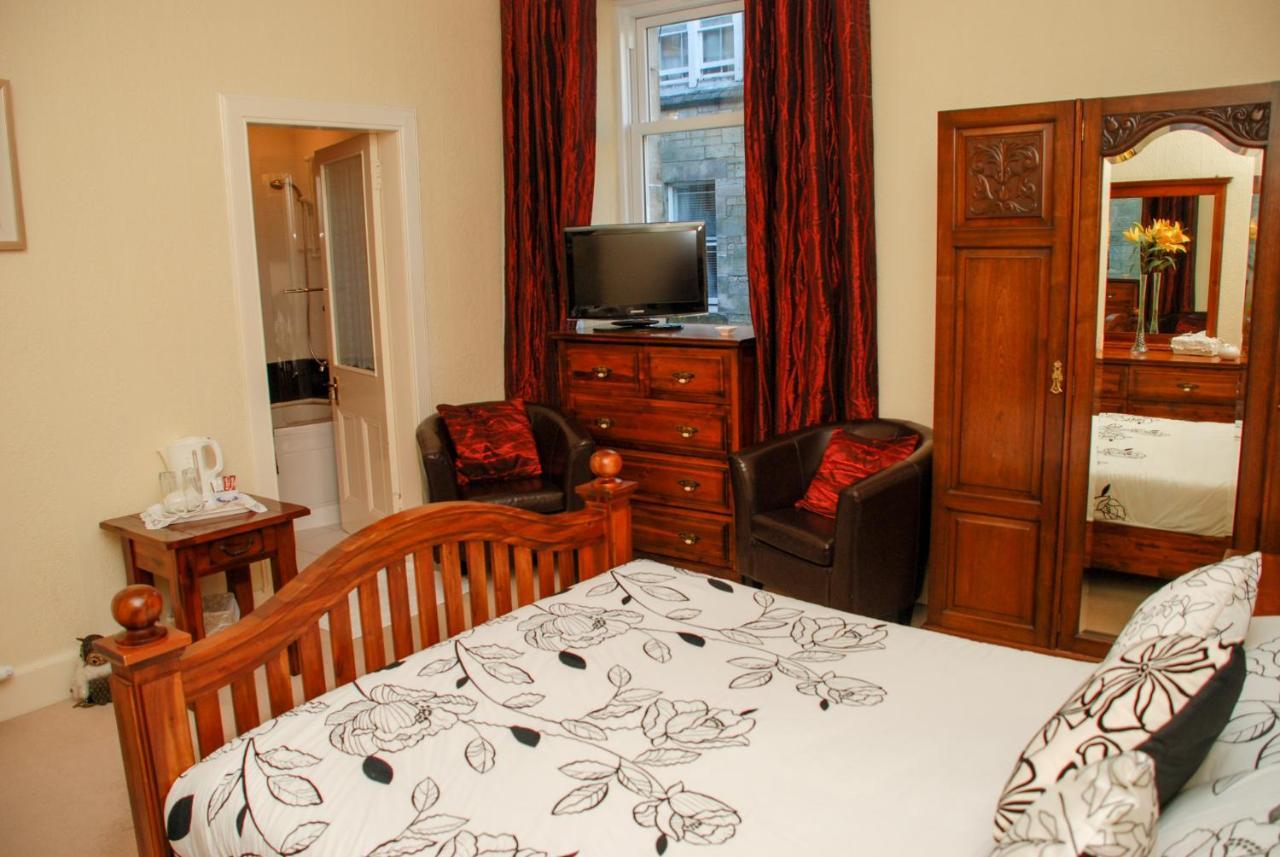 Double Room,1305779140:JPEG